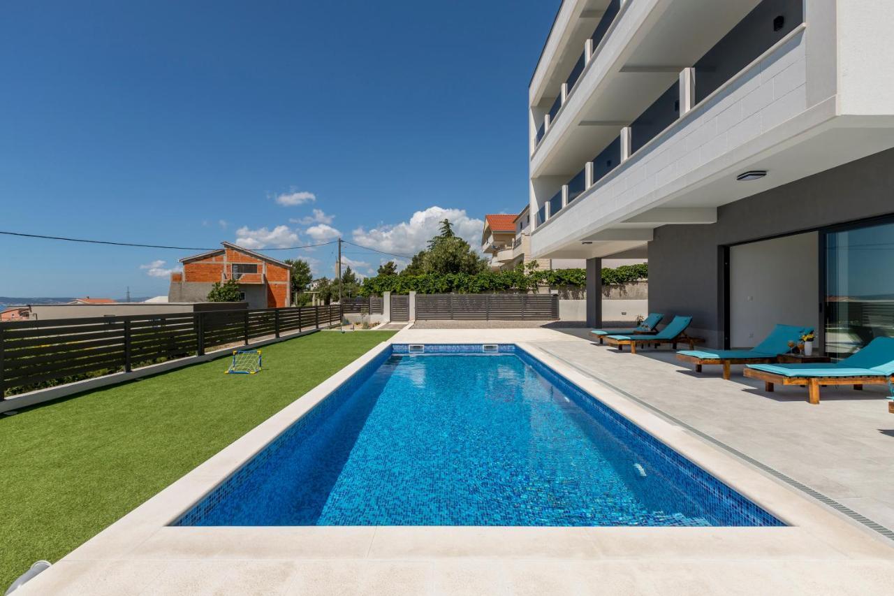 Luxury Villa La Nonna Ana - Heated Pool, Sea View, Near Split Kastela Dış mekan fotoğraf
