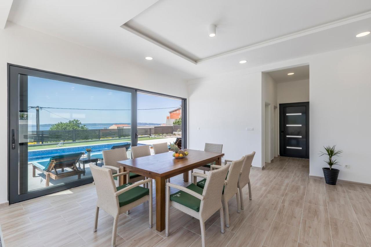 Luxury Villa La Nonna Ana - Heated Pool, Sea View, Near Split Kastela Dış mekan fotoğraf