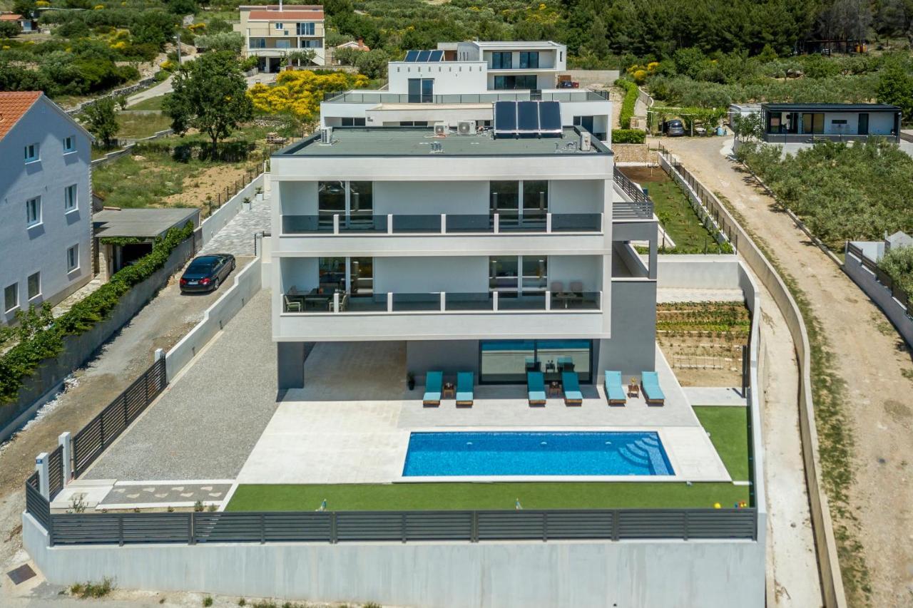Luxury Villa La Nonna Ana - Heated Pool, Sea View, Near Split Kastela Dış mekan fotoğraf
