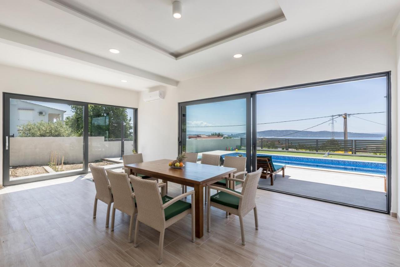 Luxury Villa La Nonna Ana - Heated Pool, Sea View, Near Split Kastela Dış mekan fotoğraf