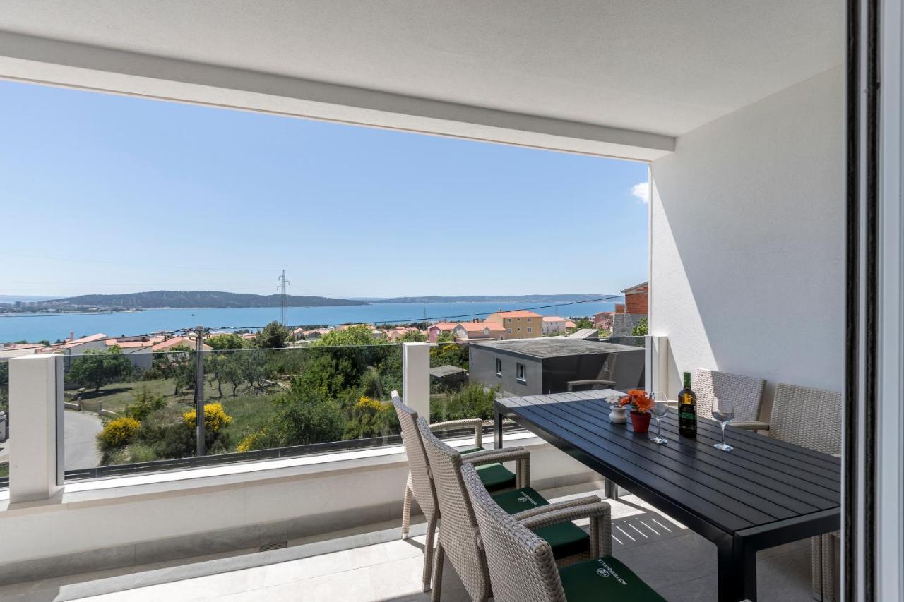 Luxury Villa La Nonna Ana - Heated Pool, Sea View, Near Split Kastela Dış mekan fotoğraf