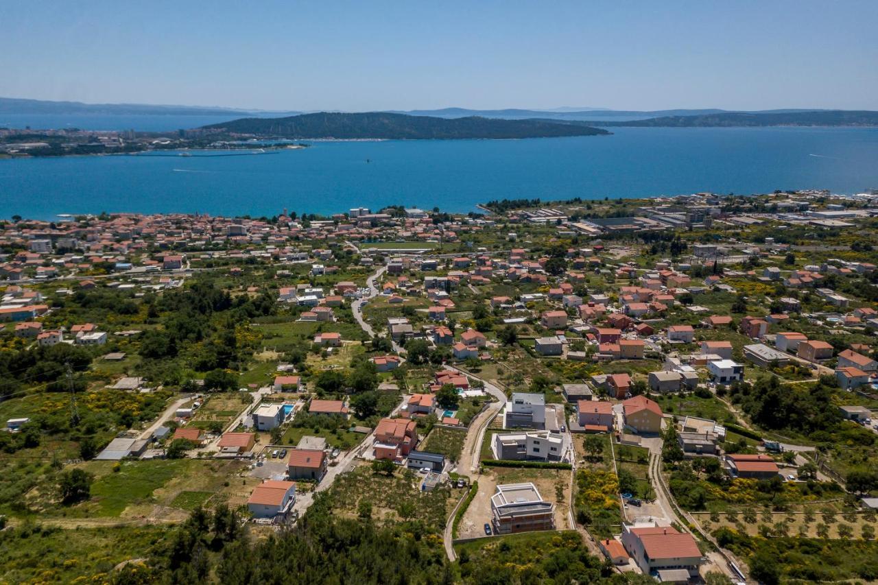 Luxury Villa La Nonna Ana - Heated Pool, Sea View, Near Split Kastela Dış mekan fotoğraf